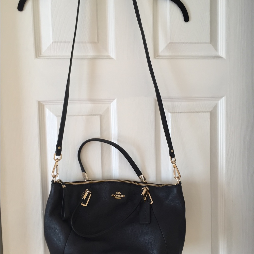 Shoulder bag